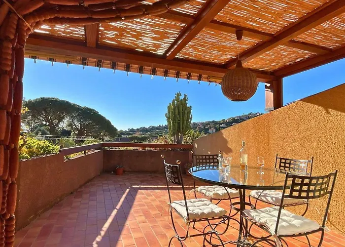 Paisible T2- Plages Et Commerces Le Lavandou